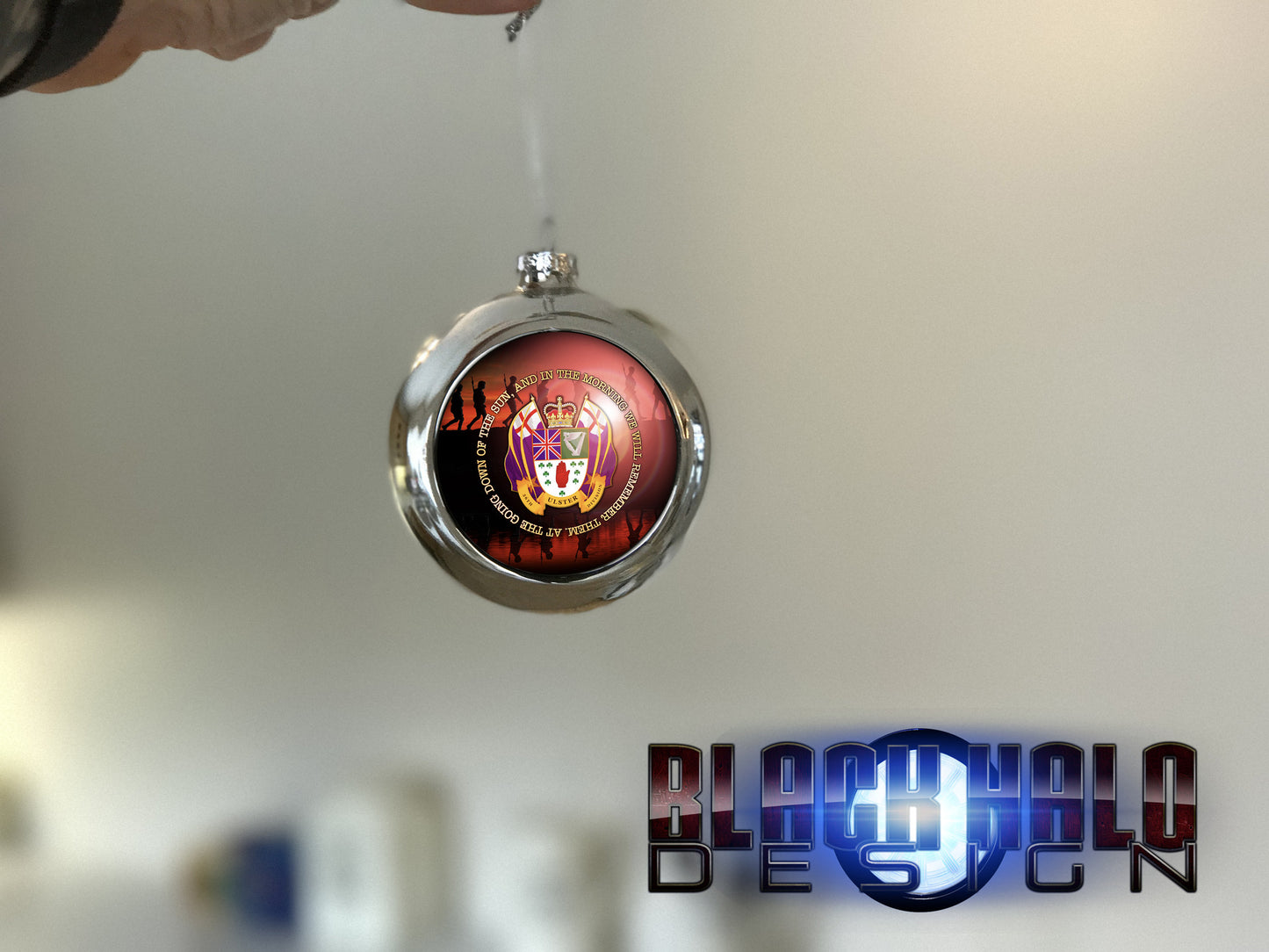 The 36th Ulster Division Lest We Forget Christmas Bauble